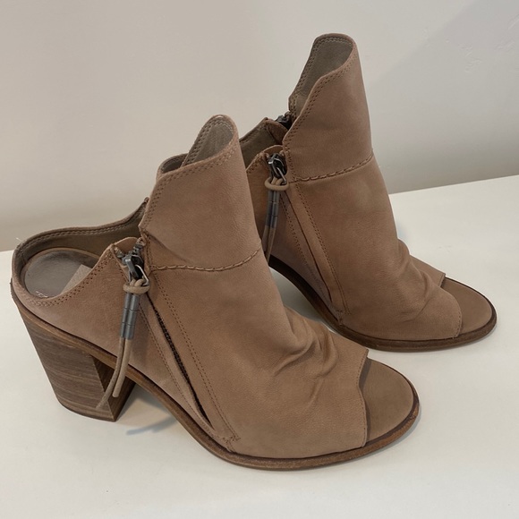 New Dolce Vita side zipper heeled slide size 10 - Picture 1 of 9